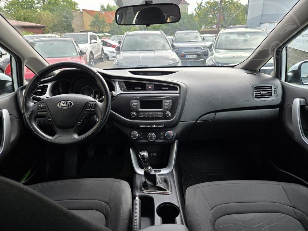 Kia Ceed 1.4-parkSENZORY-ISOFIX-TEMPOMA