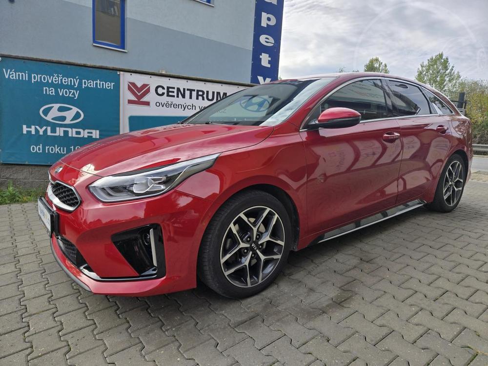 Kia Ceed 1.4-V ZRUCE-NAVI-KAMERA-AUT