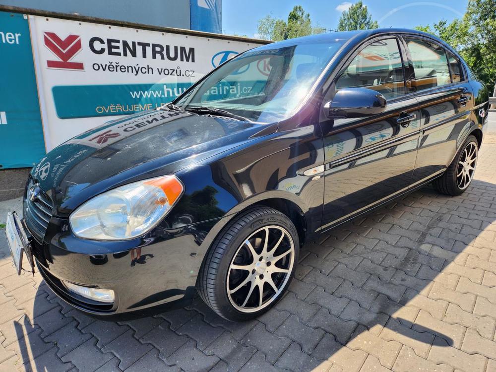 Hyundai Accent 1.5-CENTRL-1.MAJITEL-KLIMA