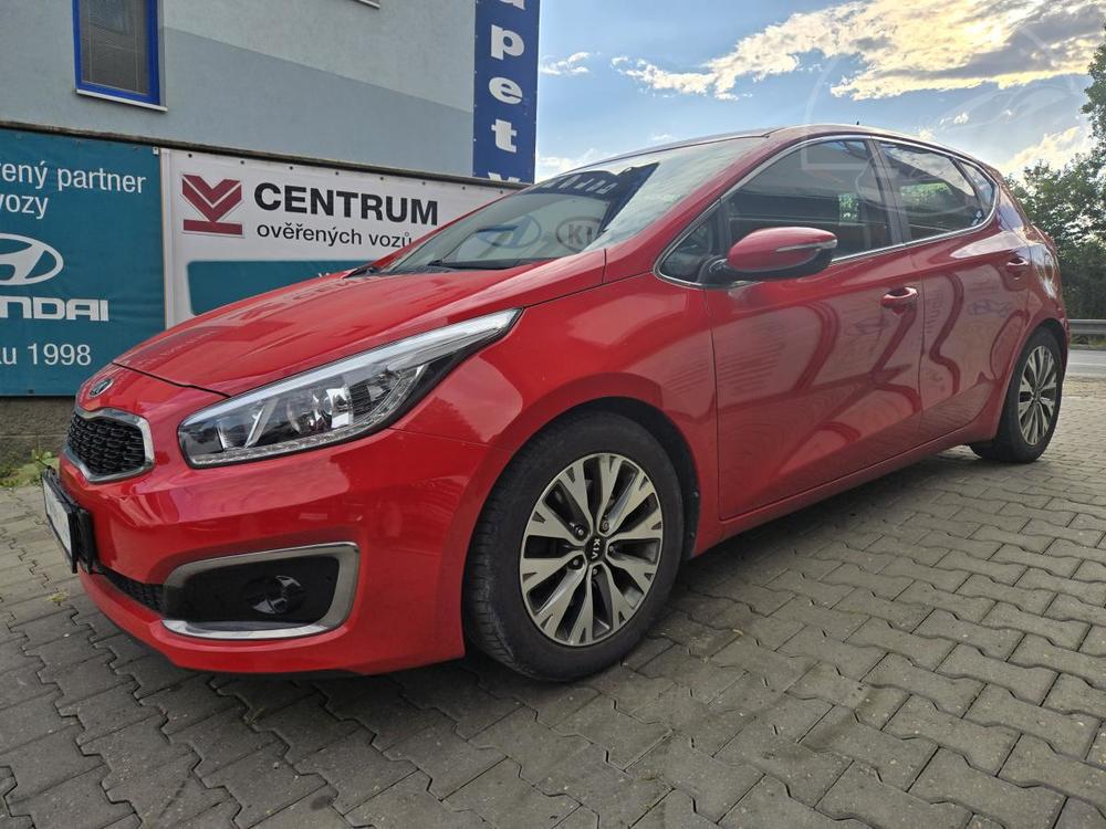 Kia Ceed 1.6-1.maj.-NAVI-KAMERA-99KW