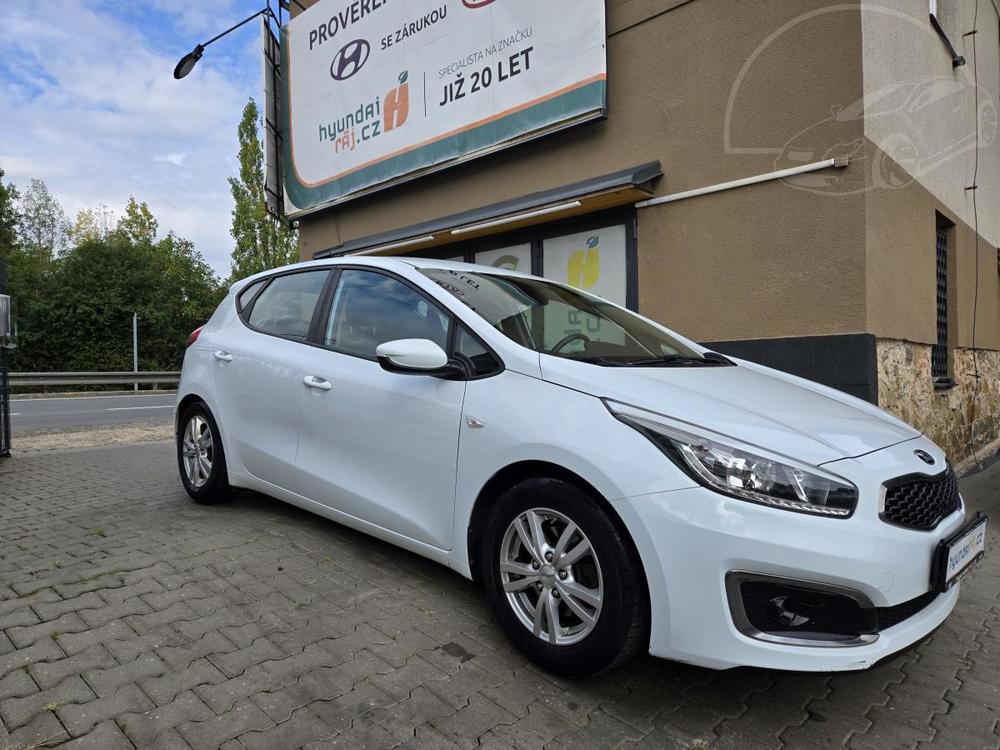 Kia Ceed 1.4-parkSENZORY-ISOFIX-TEMPOMA