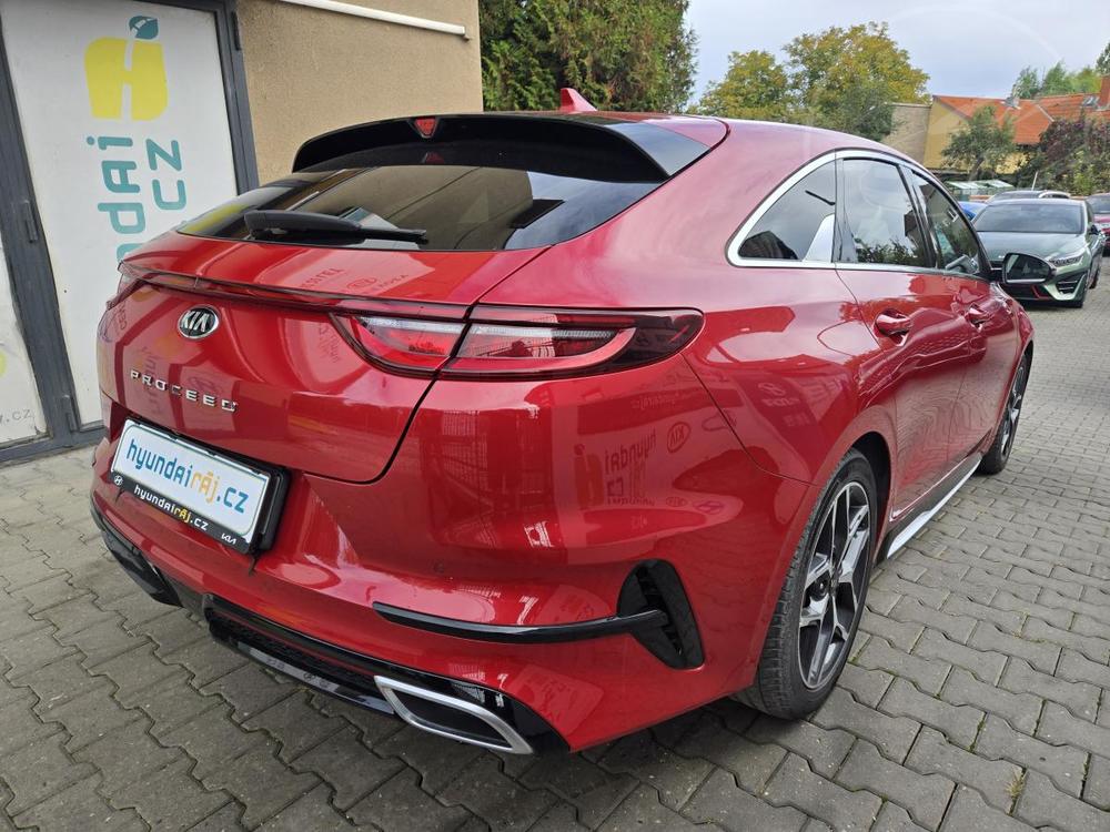 Kia Ceed 1.4-V ZRUCE-NAVI-KAMERA-AUT