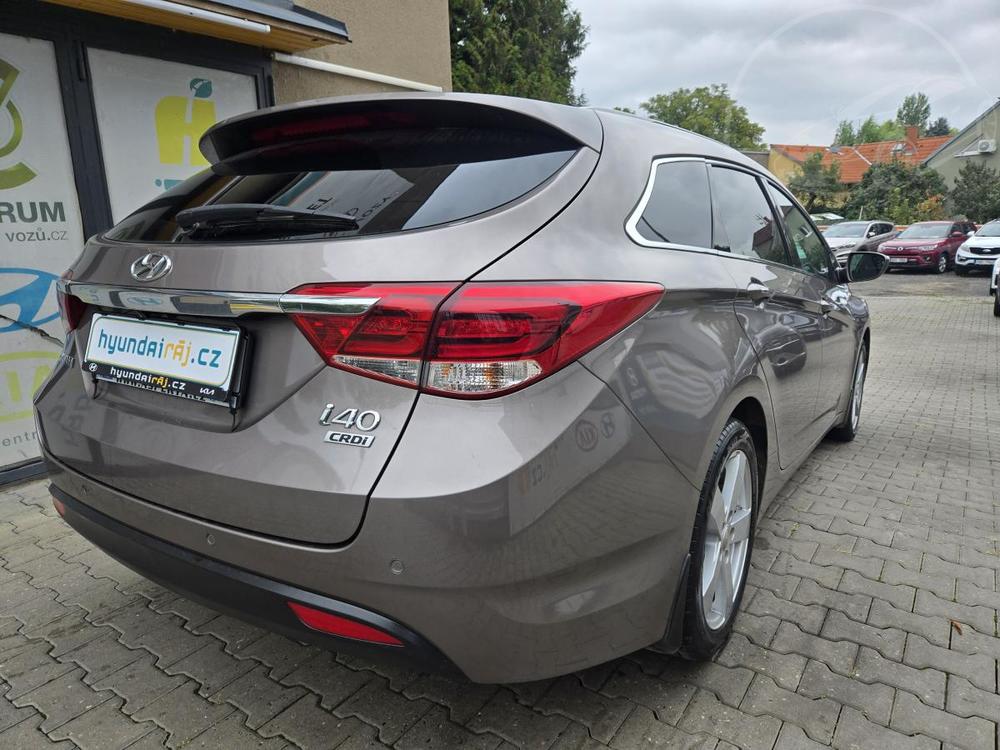 Hyundai i40 1.6-DPH-NOV MODEL-NAVI-KAMERA