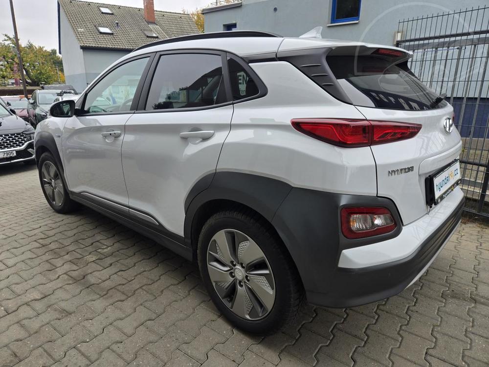 Hyundai Kona EL-NAVI-KَE-V ZRUCE