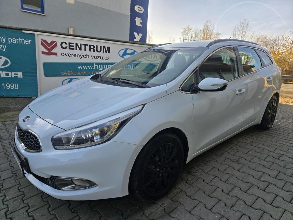 Kia Ceed 1.6-DUAL KLIMA-SENZORY-LED