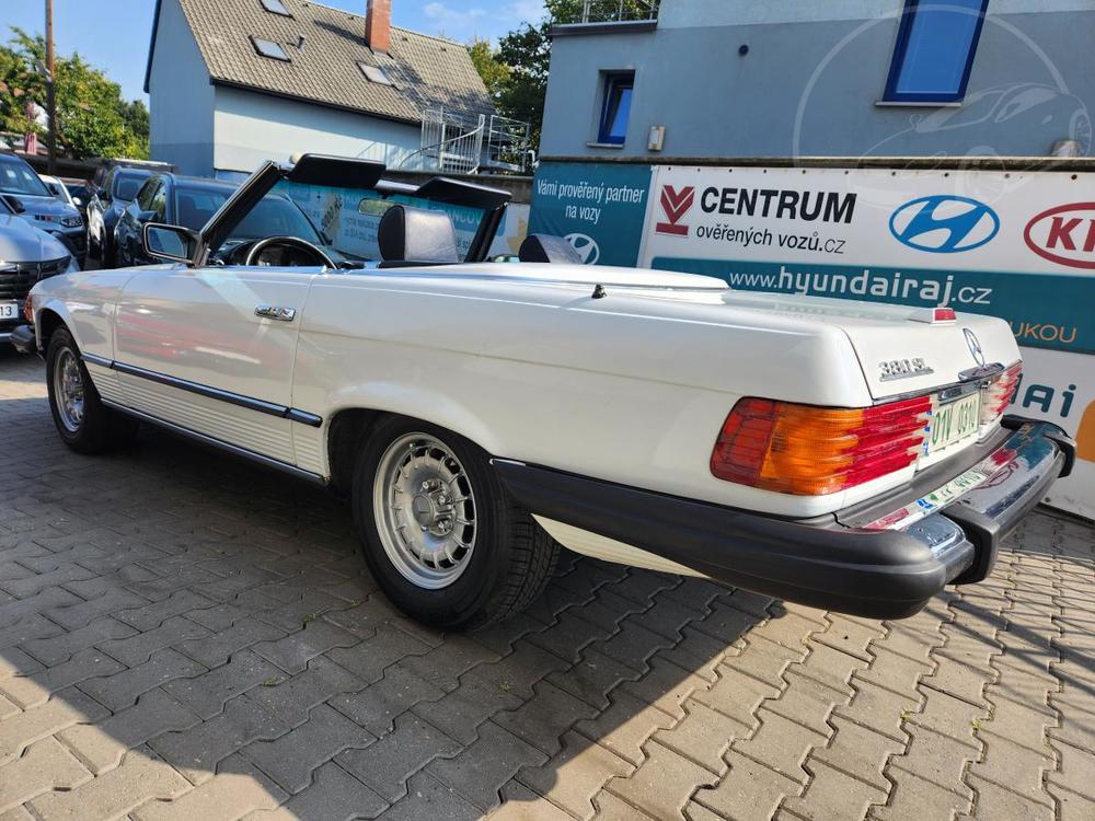 Mercedes-Benz SL 3.8-V8-SL 380