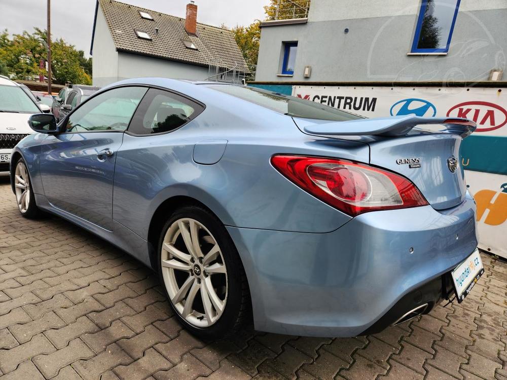 Hyundai Genesis 3.8-LPG-V6-223KW-AUTOMAT