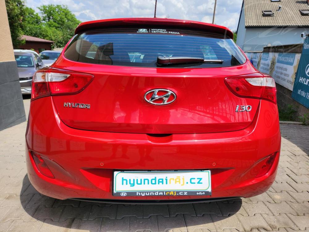 Hyundai i30 1.6-NAVI-NZK KM-1.MAJITEL