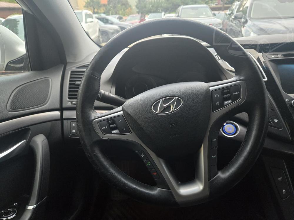 Hyundai i40 1.7-1.maj.NAVI-KAMERA-TEMPOMAT