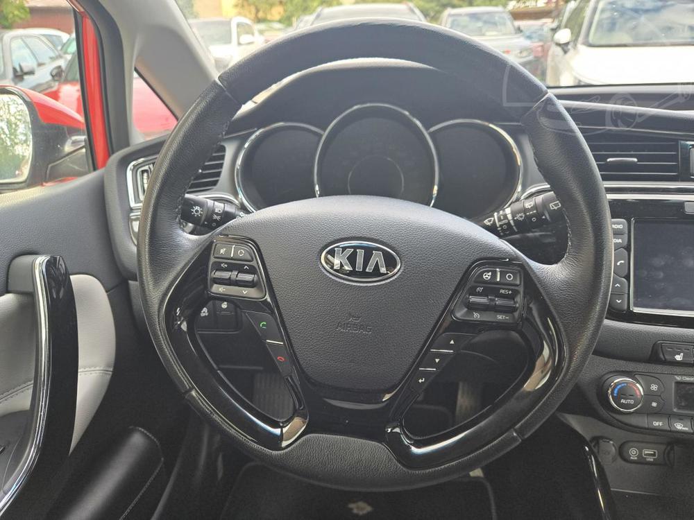 Kia Ceed 1.6-1.maj.-NAVI-KAMERA-99KW