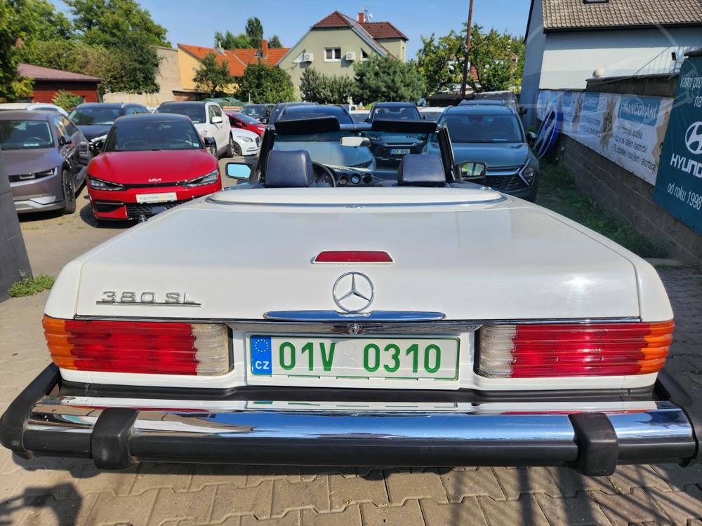 Mercedes-Benz SL 3.8-V8-SL 380