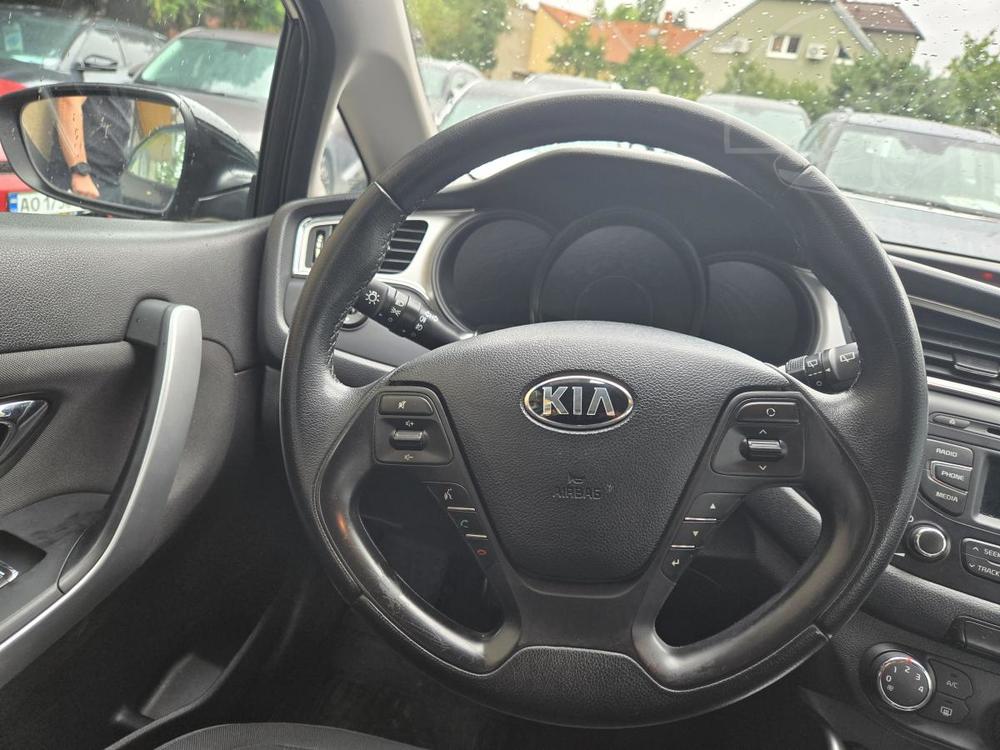 Kia Ceed 1.6-99kw-KLIMA-SENZORY