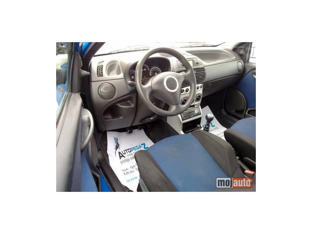 Fiat Punto 1.2 16V Sport