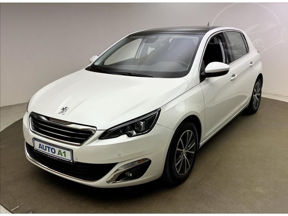 Prodm Peugeot 308 1,2 i 96kW ALLURE LED PANO NAV