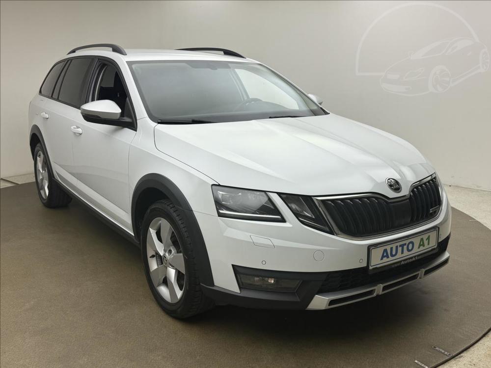 koda Octavia 2,0 TDi 135kW 4X4 DSG SCOUT CZ