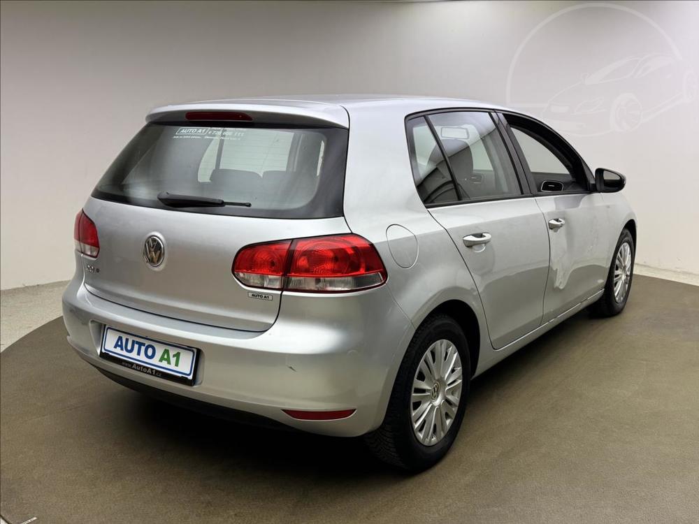 Volkswagen Golf 1,4 TSi 59kW KLIMA ZIM PNEU CZ