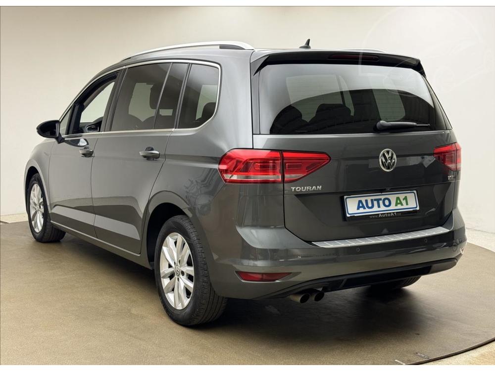 Volkswagen Touran 1,4 TSi 110kW DSG ACC 1.MAJ CZ