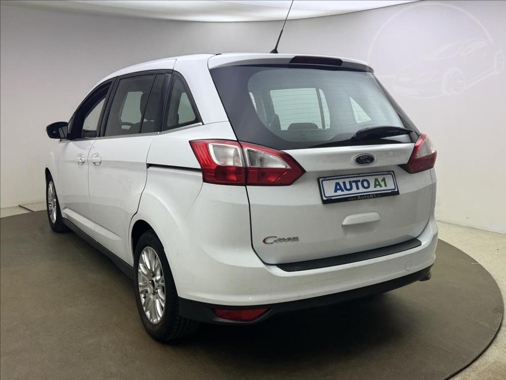 Ford Grand C-Max 1,6 i 110kW TITANIUM 1.MAJ CZ