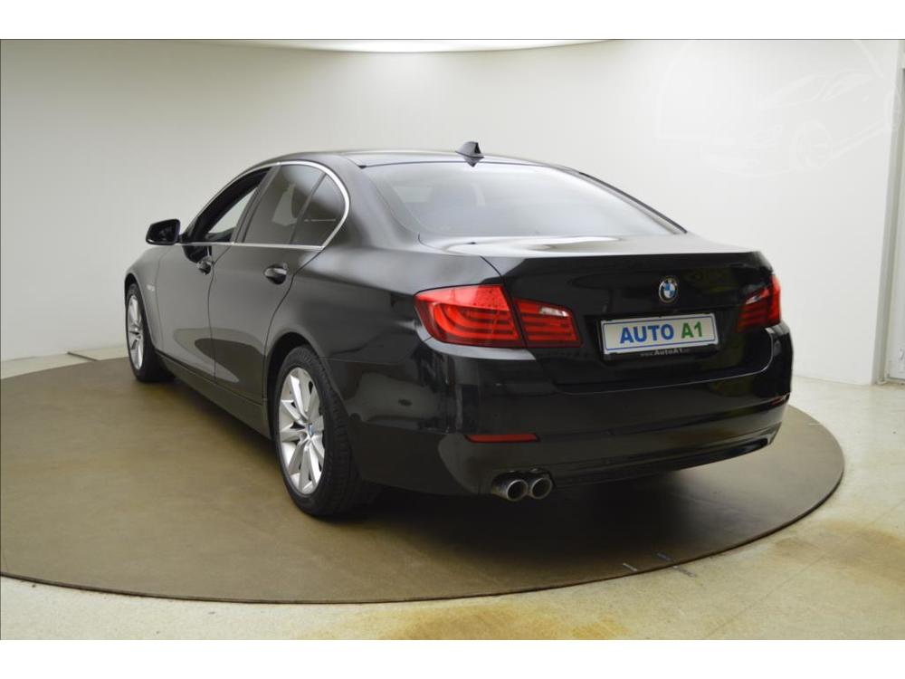 BMW 5 3,0 525d 150kW CIC KَE AC CZ