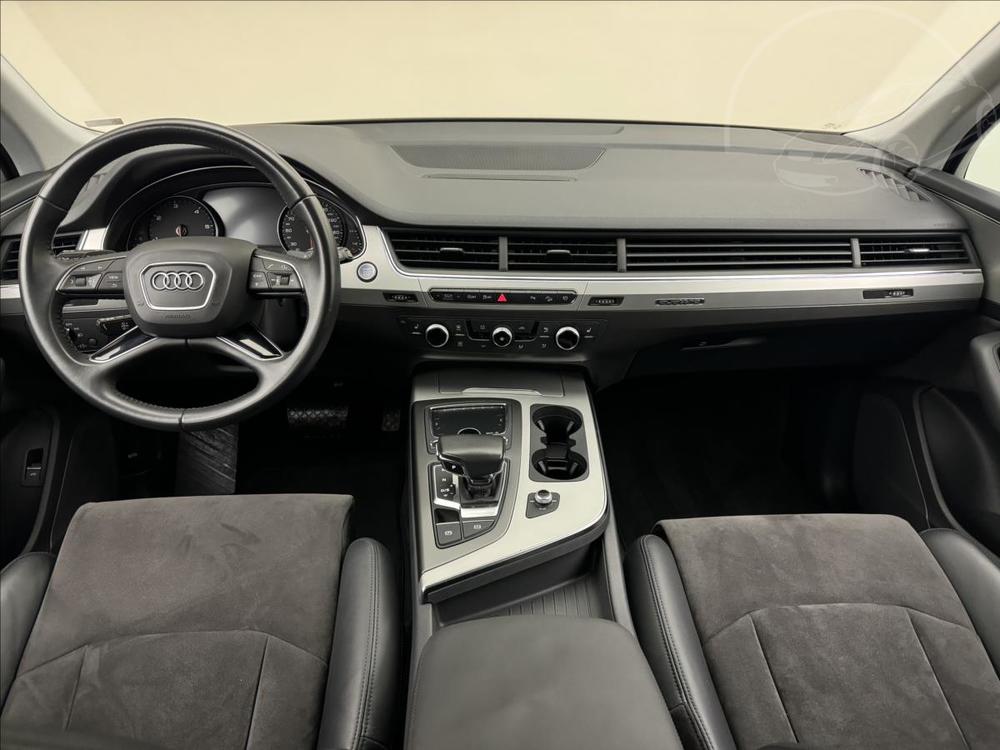 Audi Q7 3,0 50TDi 210kW Q PANO DPH TZ