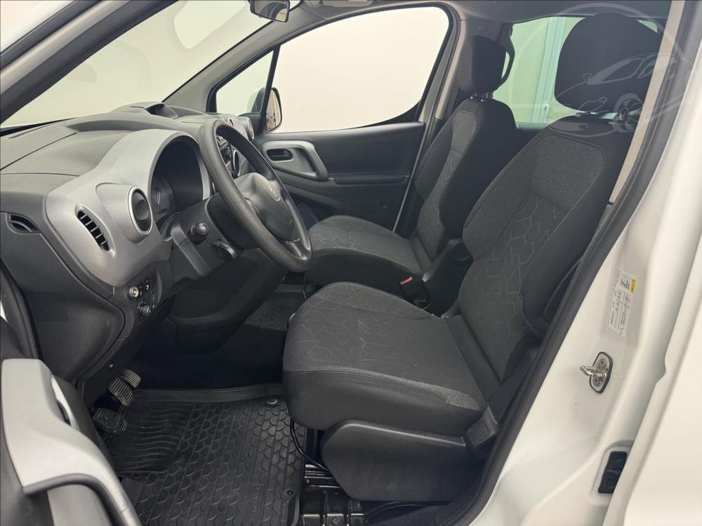 Peugeot  1,6 i 72kW ACCESS KLIMA CZ TZ