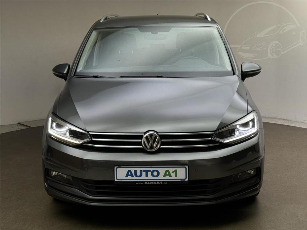 Volkswagen Touran 1,4 TSi 110kW DSG ACC 1.MAJ CZ