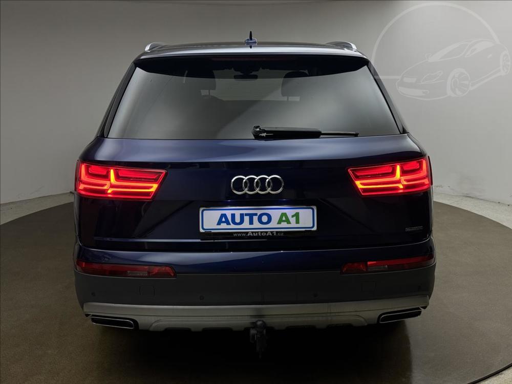 Audi Q7 3,0 50TDi 210kW Q PANO DPH TZ