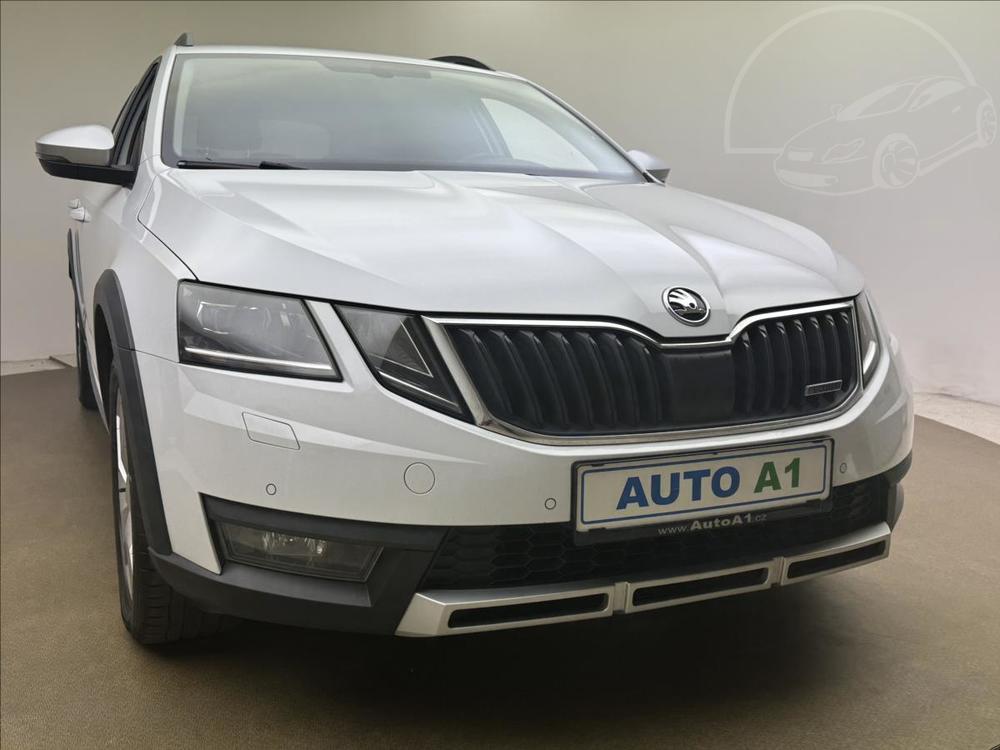 koda Octavia 2,0 TDi 135kW 4X4 DSG SCOUT CZ