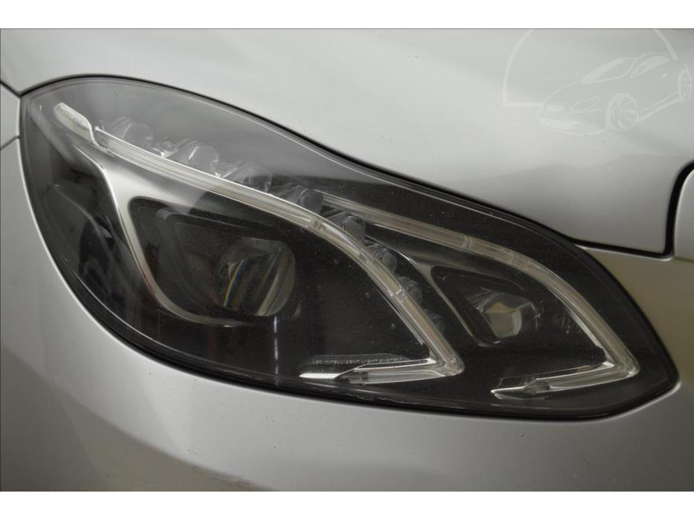 Mercedes-Benz E 3,0 E300d 170kW LED 360KAM AT