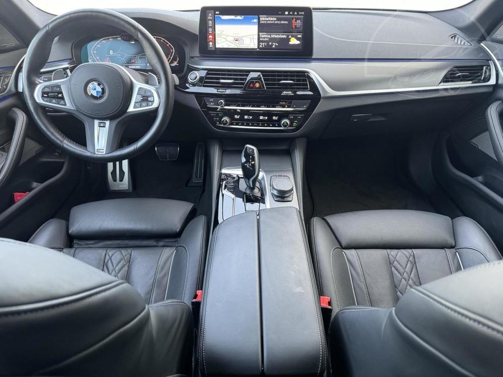 BMW 540 i xDrive Sedan