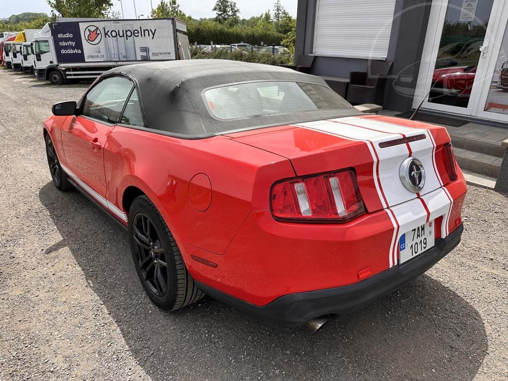 Ford Mustang 3.7 V6 EL.STECHA - AUTOMAT