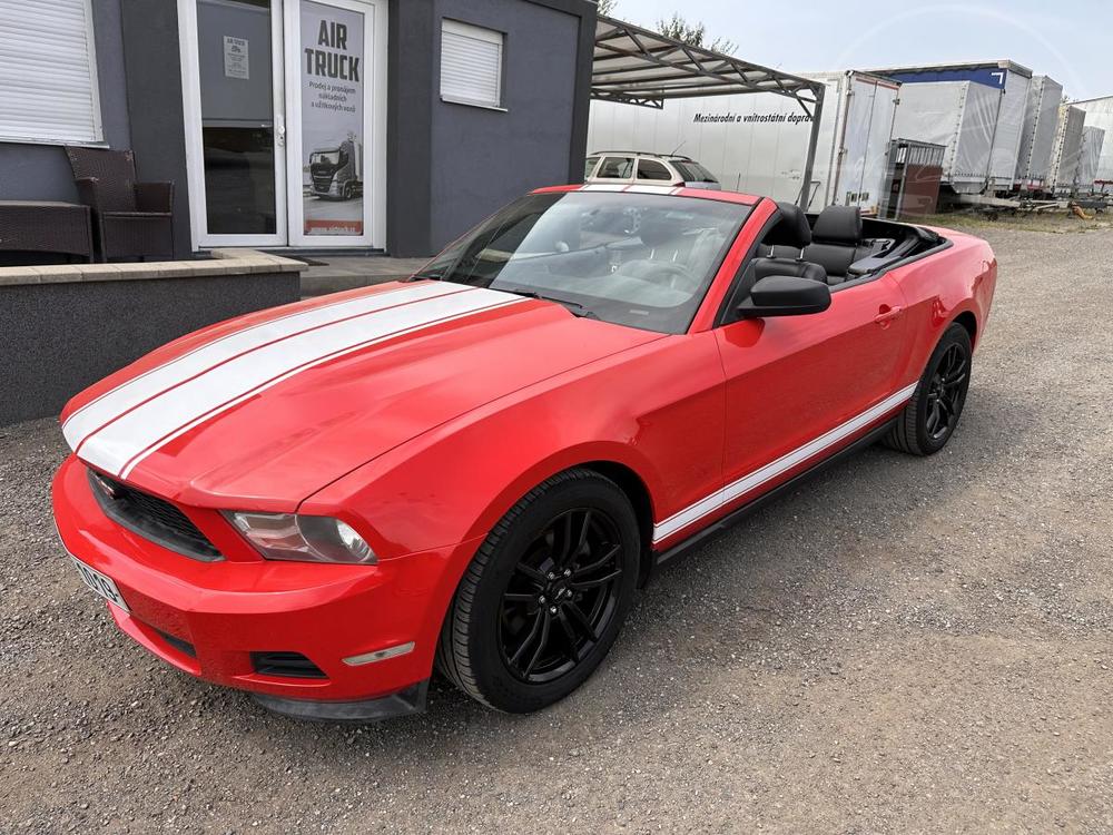 Ford Mustang 3.7 V6 EL.STECHA - AUTOMAT