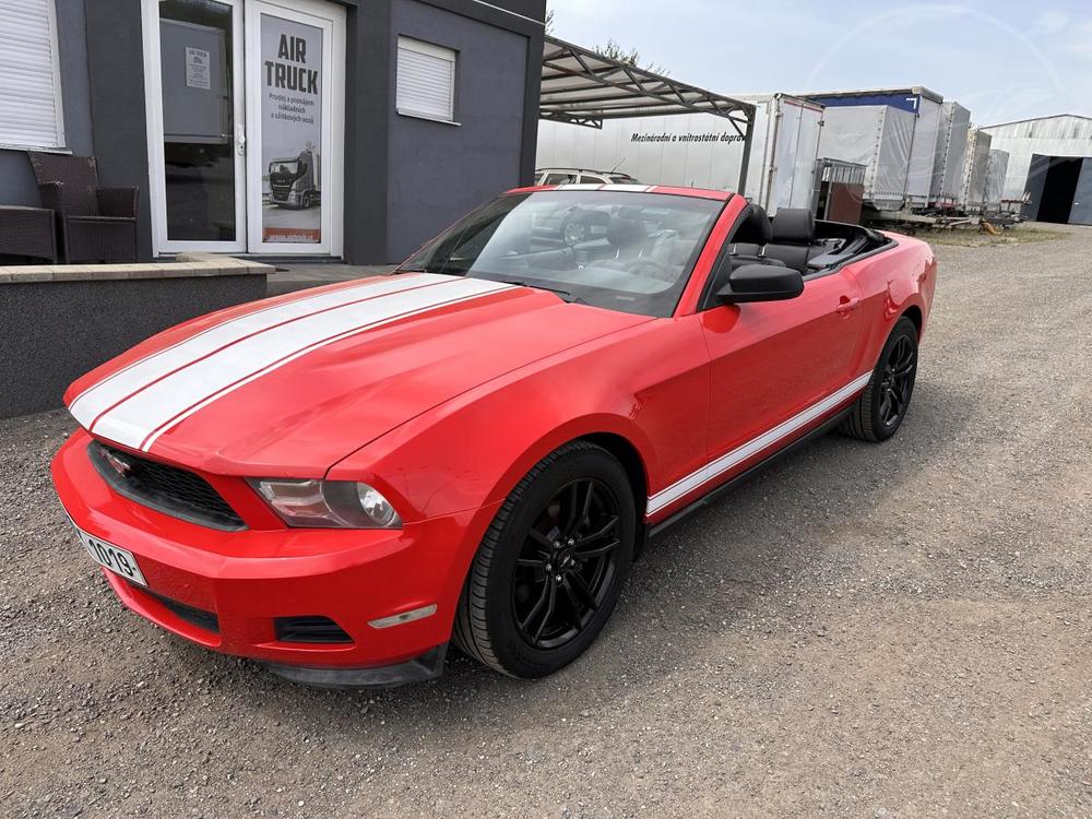 Ford Mustang 3.7 V6 EL.STECHA - AUTOMAT