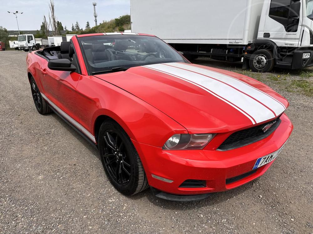 Ford Mustang 3.7 V6 EL.STECHA - AUTOMAT