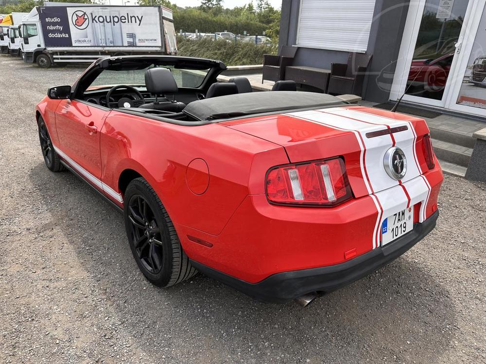 Ford Mustang 3.7 V6 EL.STECHA - AUTOMAT