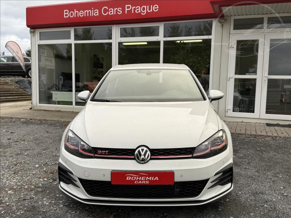 Prodm Volkswagen Golf 2,0 TSI 180kW GTI Perf. DPH R