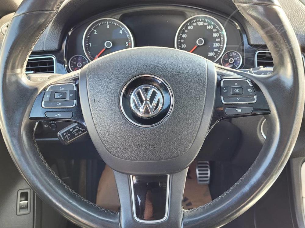 Volkswagen Touareg 3.0 TDI V6 4M Vzduch