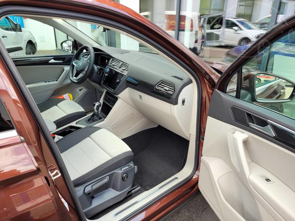 Volkswagen Tiguan 1.5 TSI DSG Elegance