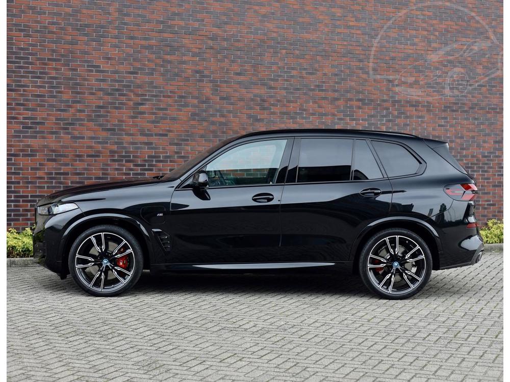 BMW X5 50e M SPORT xDrive *SkyLounge