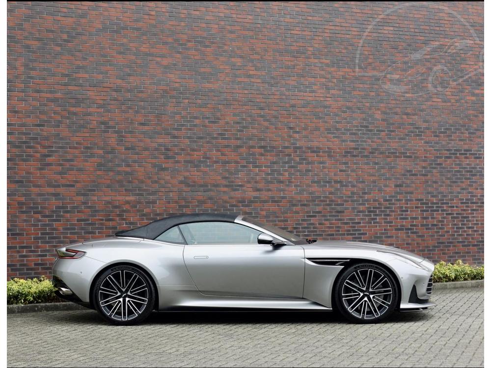 Aston Martin  VOLANTE 4.0 V8*Q Spirit Silver