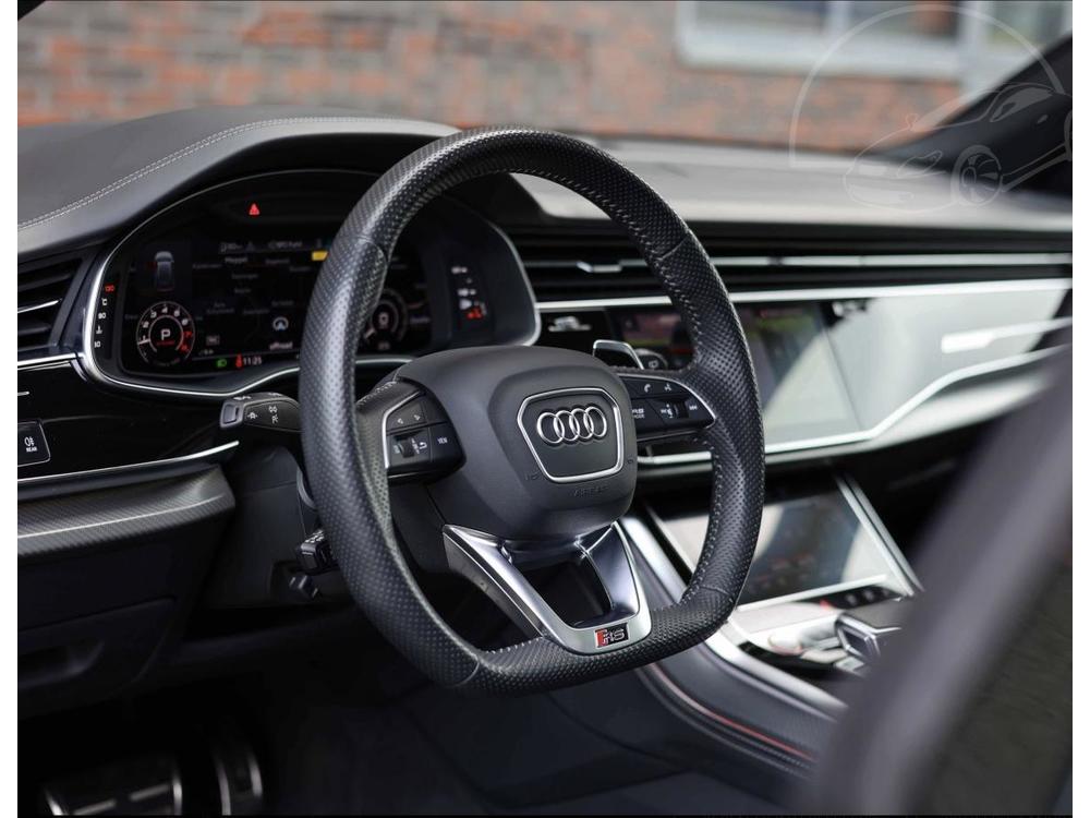 Audi  4.0 TFSI quattro