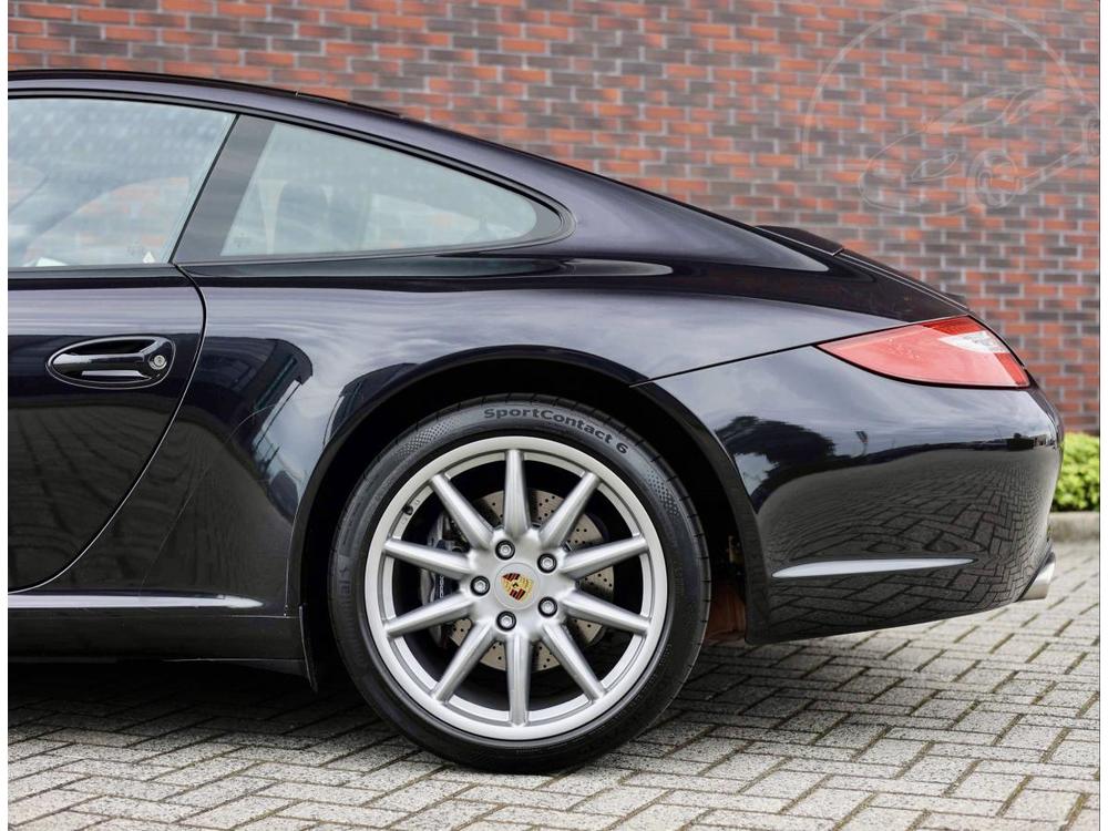 Porsche 911 Carrera 3.6