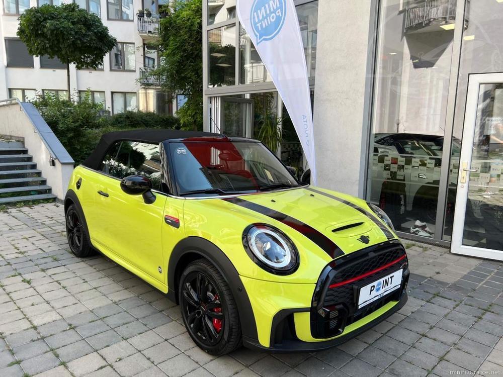 Mini Cooper JCW njem od 17.900/ms