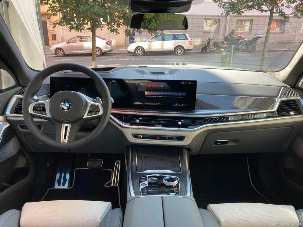 BMW X7 M60i monost njmu njmu s odk