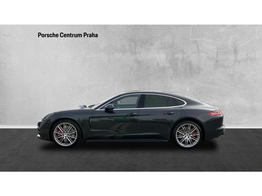 Porsche Panamera Turbo