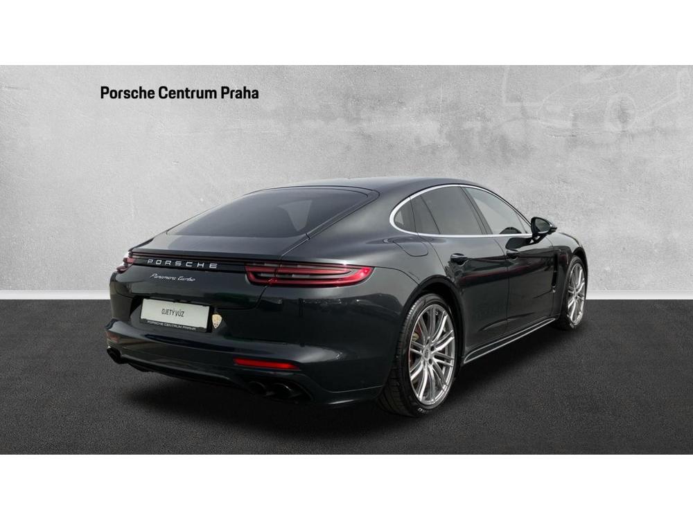 Porsche Panamera Turbo