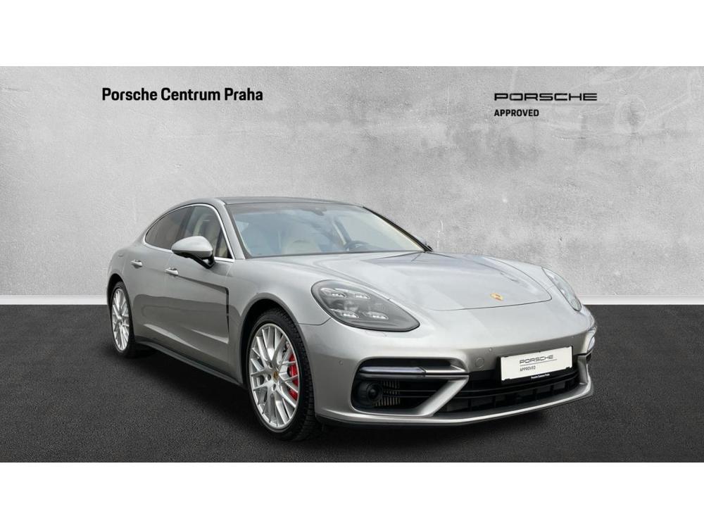 Porsche Panamera Turbo