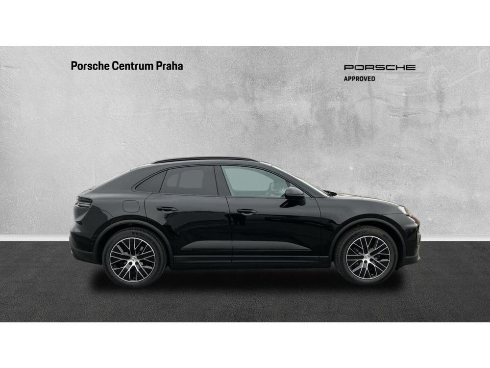 Porsche Macan Electric