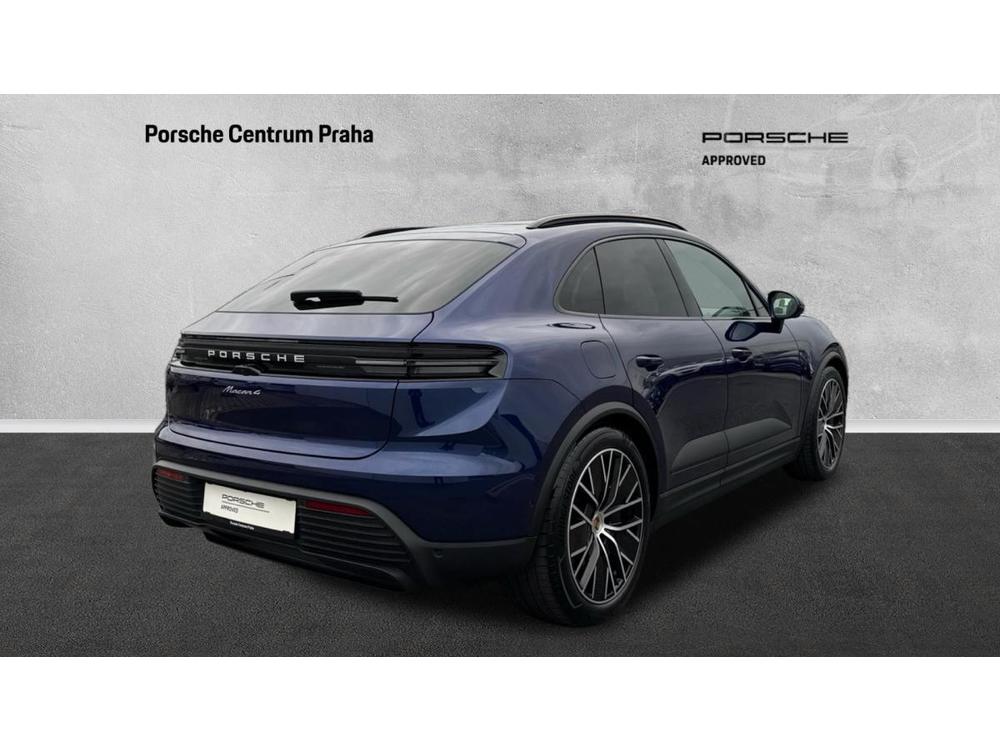 Porsche Macan 4 Electric