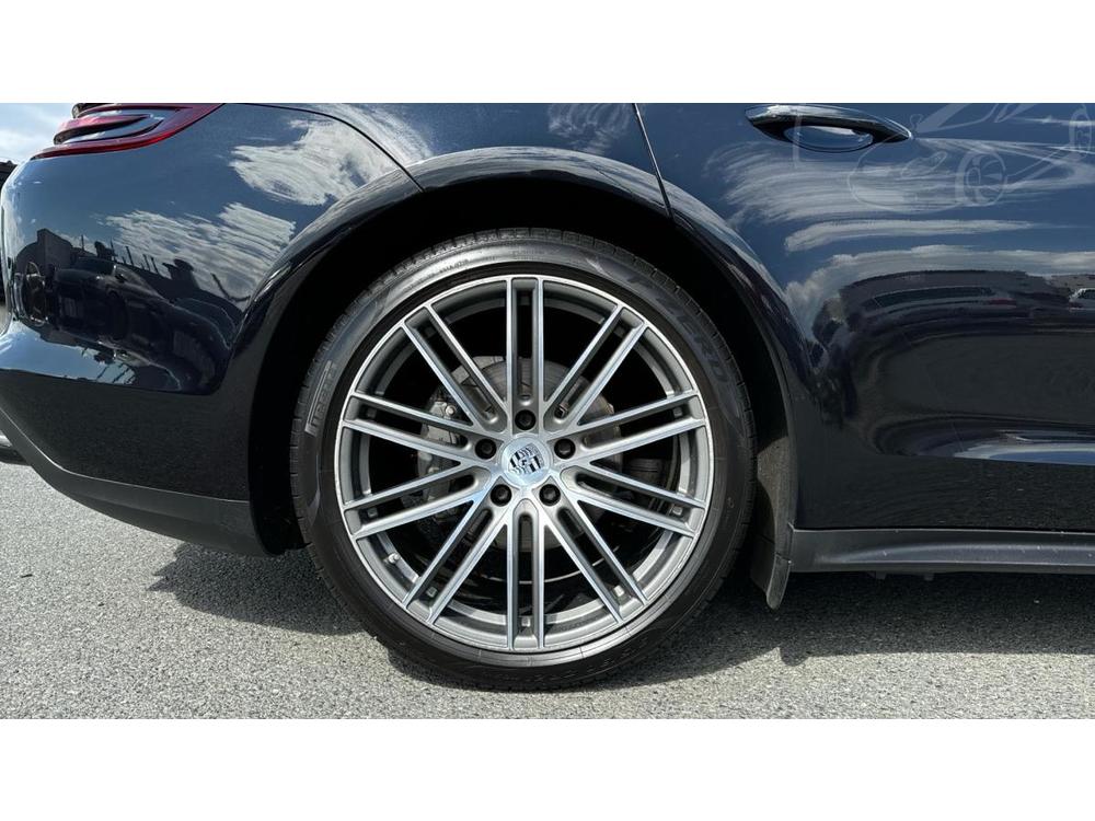 Porsche Panamera 4S